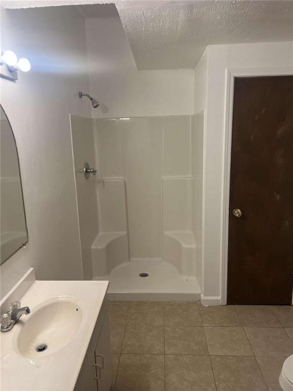 Building Photo - 3145 Malvern Dr