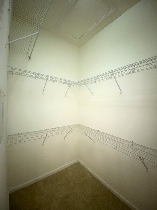 Building Photo - 12988 Spring Rain Rd