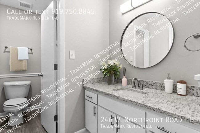 Building Photo - 246 W Northpoint Rd