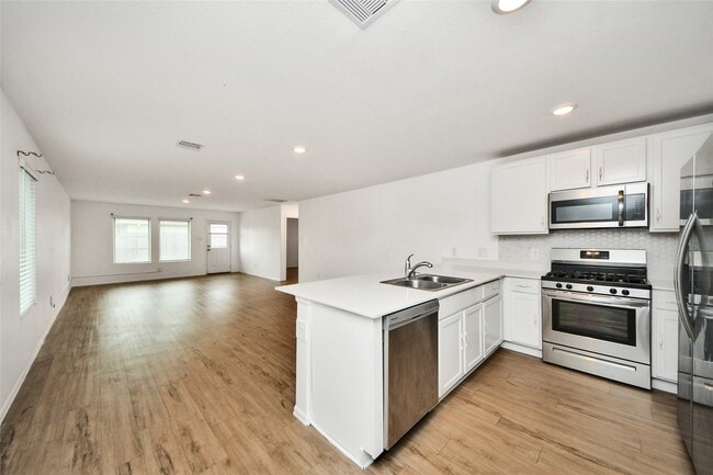 Building Photo - 18915 Sorento Bay Ln