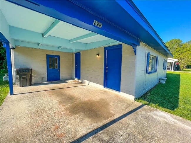 Building Photo - 226 Hildersheim Dr