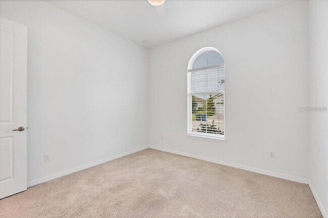 Building Photo - 7228 Great Egret Blvd