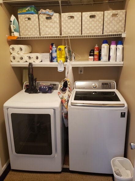 Laundry - 961 Wisteria View Ct