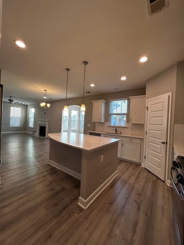 Building Photo - 309 Madison Park Dr