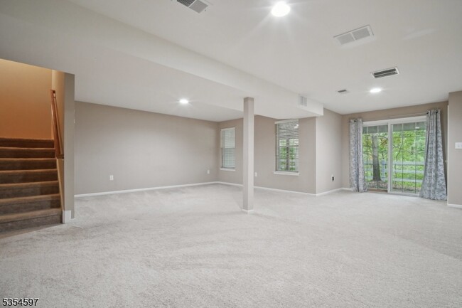Building Photo - 38 Musket Dr