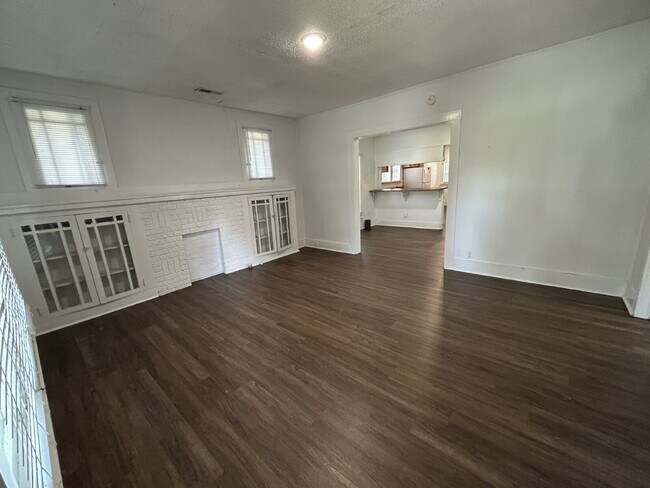 Building Photo - 311 Cumberland St
