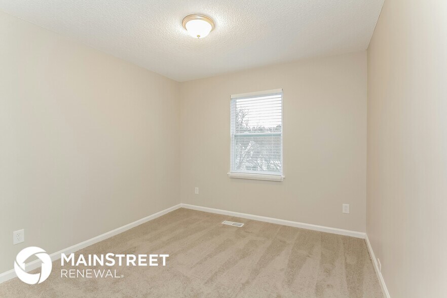 Building Photo - 9202 Rotherham Ln