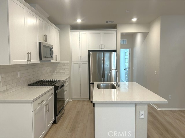 Building Photo - 1696 Cayton Lp