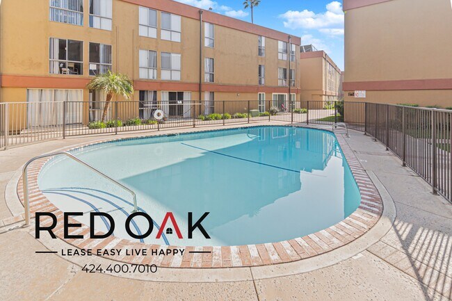 Building Photo - 17830 1/3 Sherman Way -348
