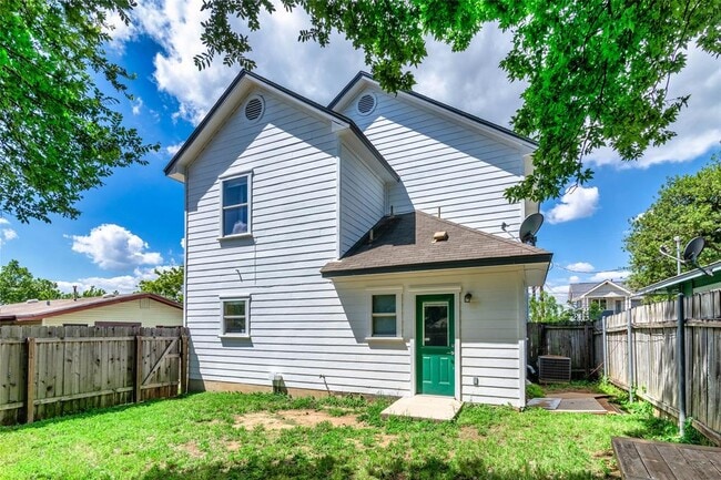 Building Photo - 1311 E M. Franklin Ave
