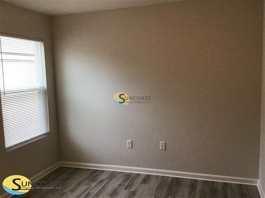 Building Photo - 7847 Mariner St