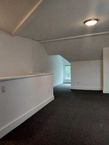 Building Photo - 1028 Monocacy St