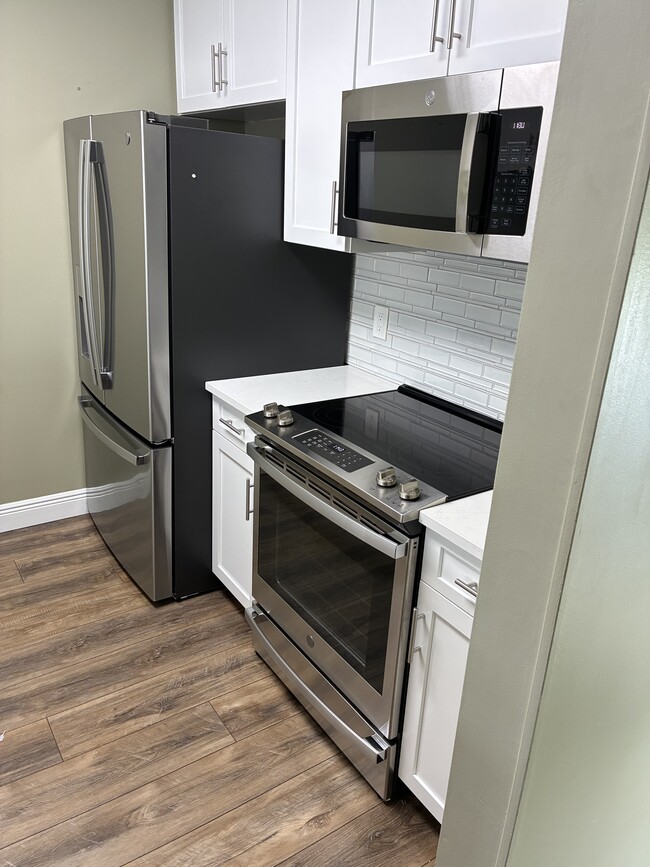 Building Photo - 31 Plantation Dr