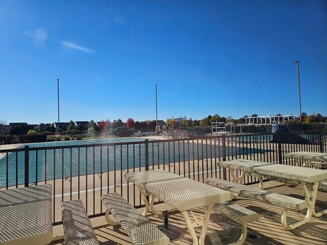 Building Photo - 1735 Bayberry Ln