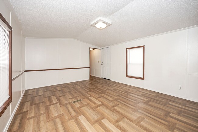 Building Photo - 144 Katie Eubanks Rd