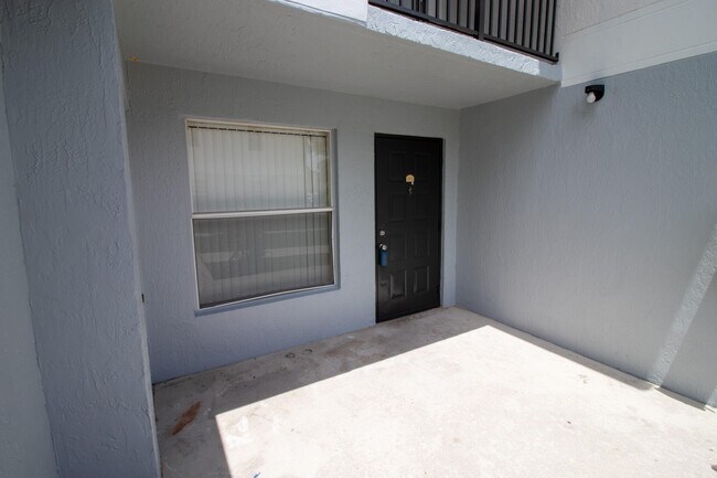 Building Photo - 7610 Westwood Dr