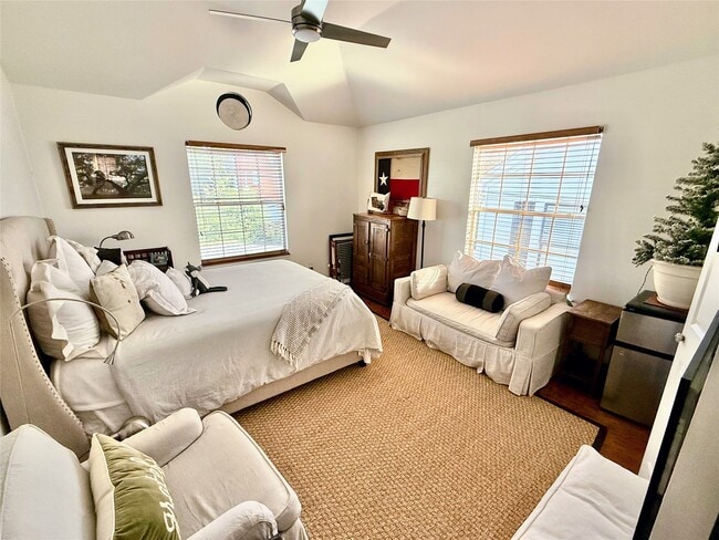 Building Photo - 2023 South Blvd