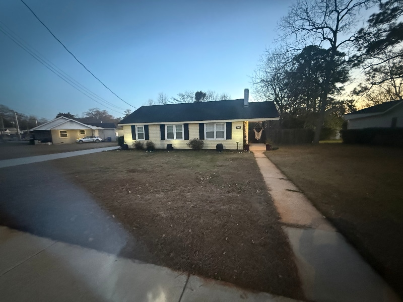 Building Photo - 346 Orion St