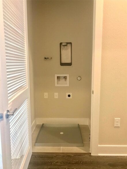 Building Photo - 1308 Tinnin Ford Rd