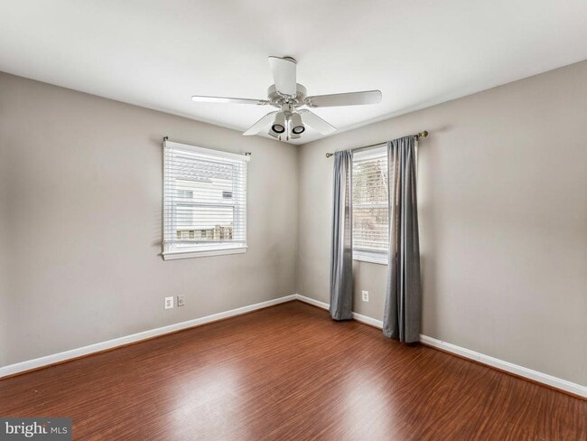 Building Photo - 3503 Maple Ct