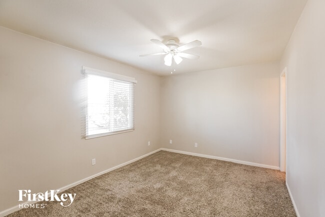 Building Photo - 3435 W Country Gables Dr