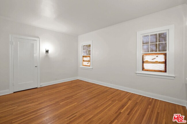 Building Photo - 1815 Grace