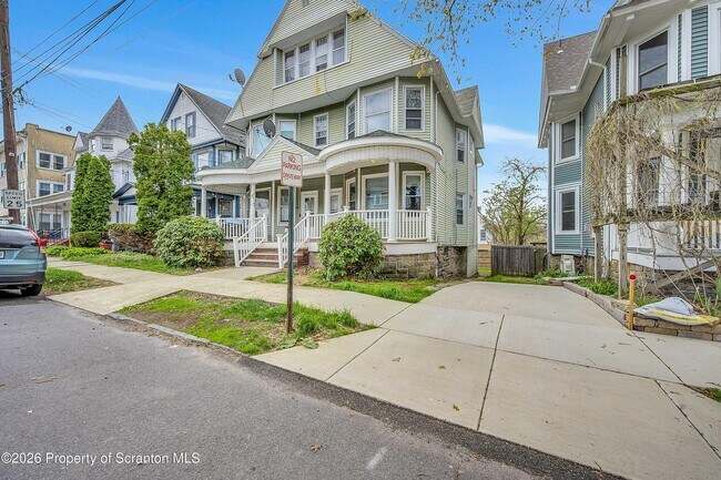 Building Photo - 439 Wheeler Ave