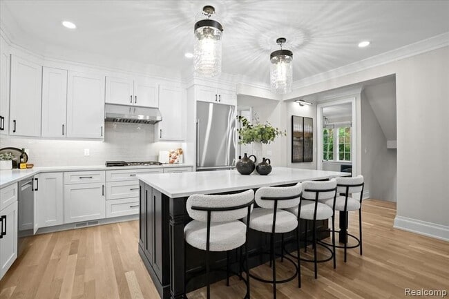 Building Photo - 1897 Norfolk St