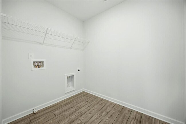 Building Photo - 111 Horned Owl Ave