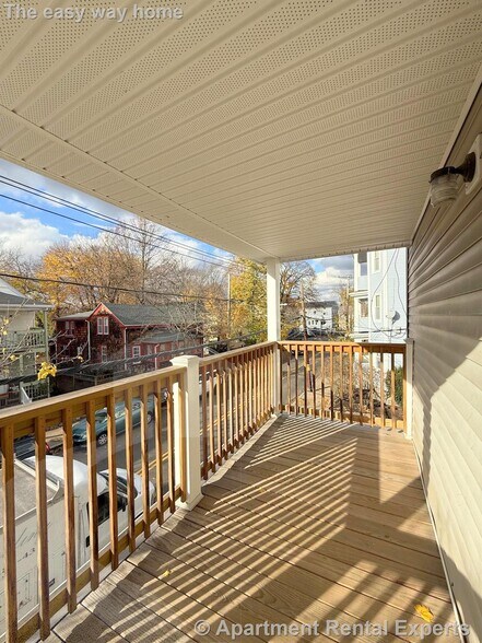 Building Photo - 196 Sherman St