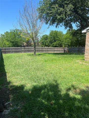 Building Photo - 2101 Pennington Dr