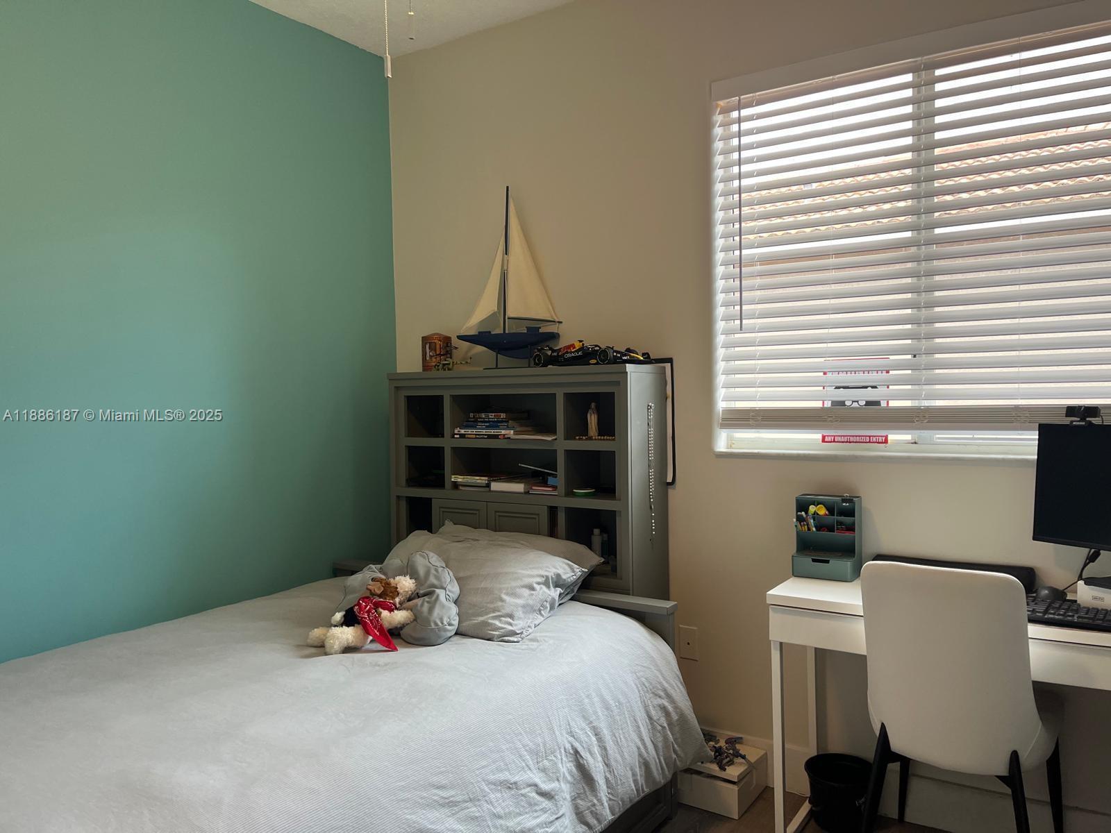 Building Photo - 10866 NW 51st Ln