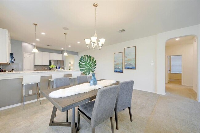 Building Photo - 8012 Gato Ln