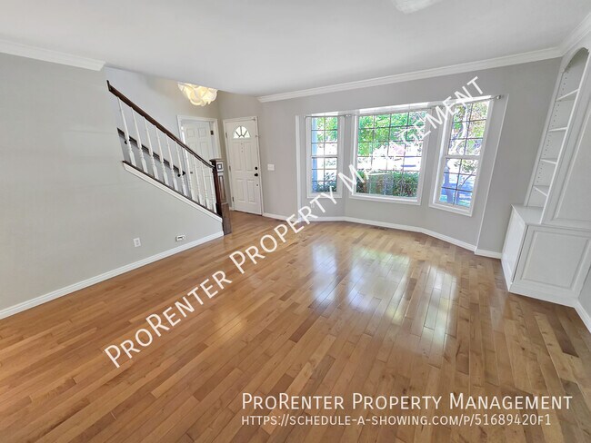 Building Photo - 2208 Kays Creek Dr