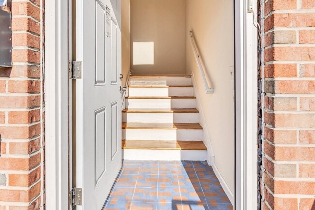 Building Photo - 529 M.L.K. Drive