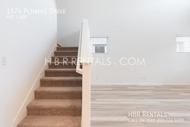 Building Photo - 1574 Plumas Dr