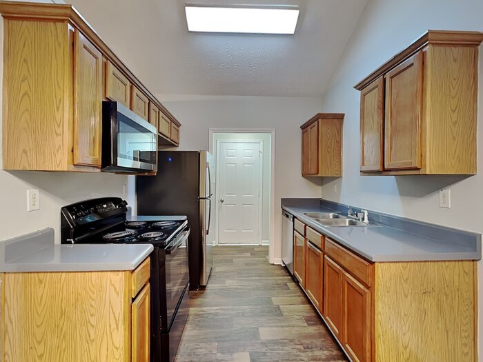 Building Photo - 9154 Jefferson Village Dr SW