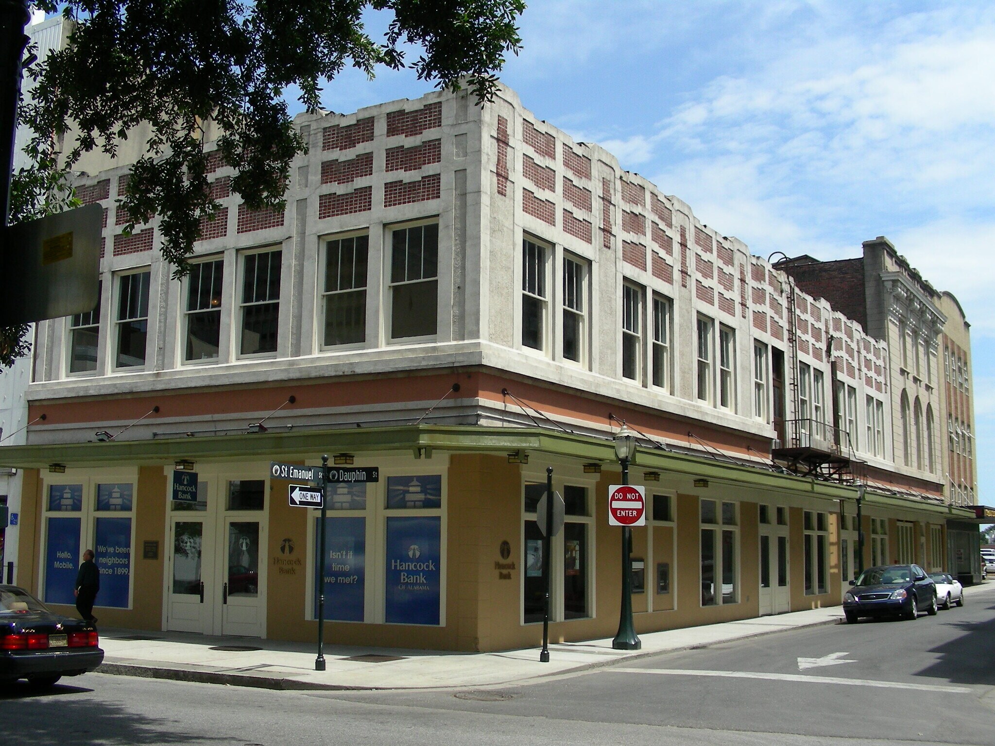 Building Photo - 7 Saint Emanuel St