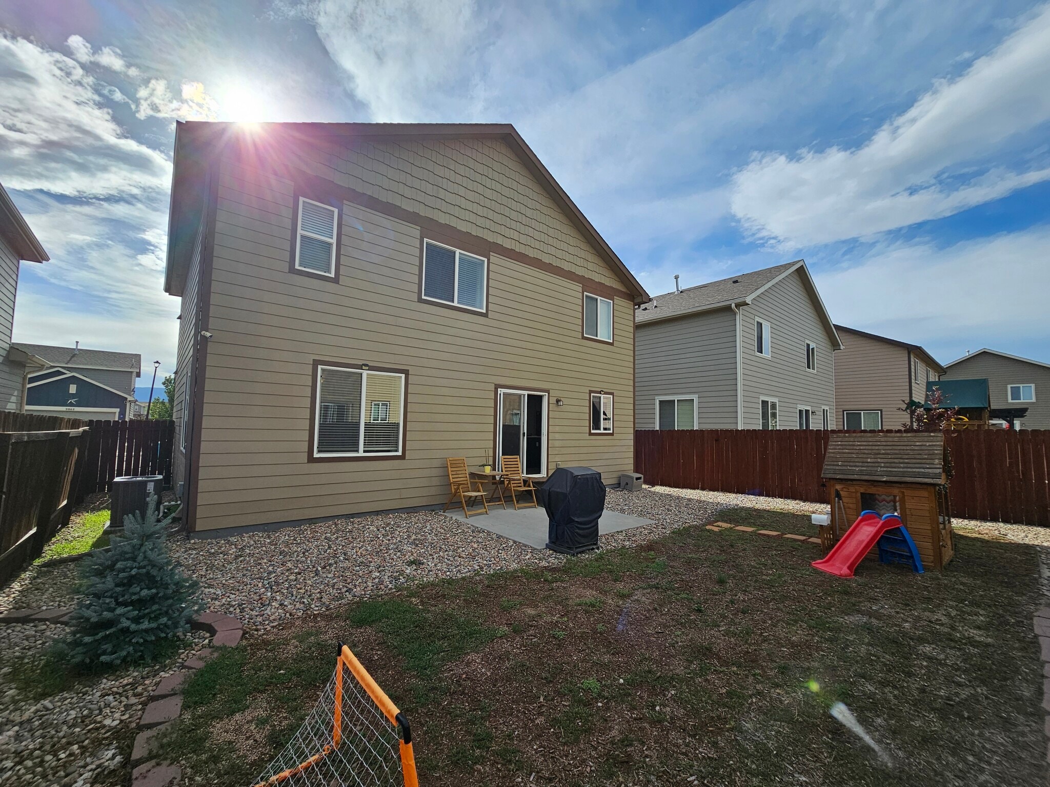 Building Photo - 9815 Silver Stirrup Dr