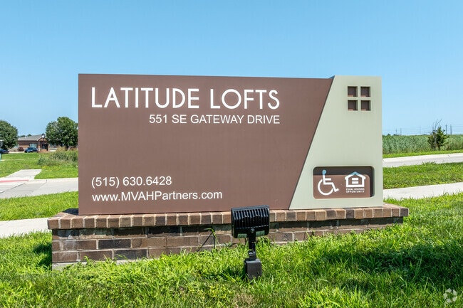 Building Photo - Latitude Lofts