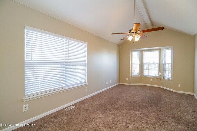 Building Photo - 7913 Kenhurst Dr