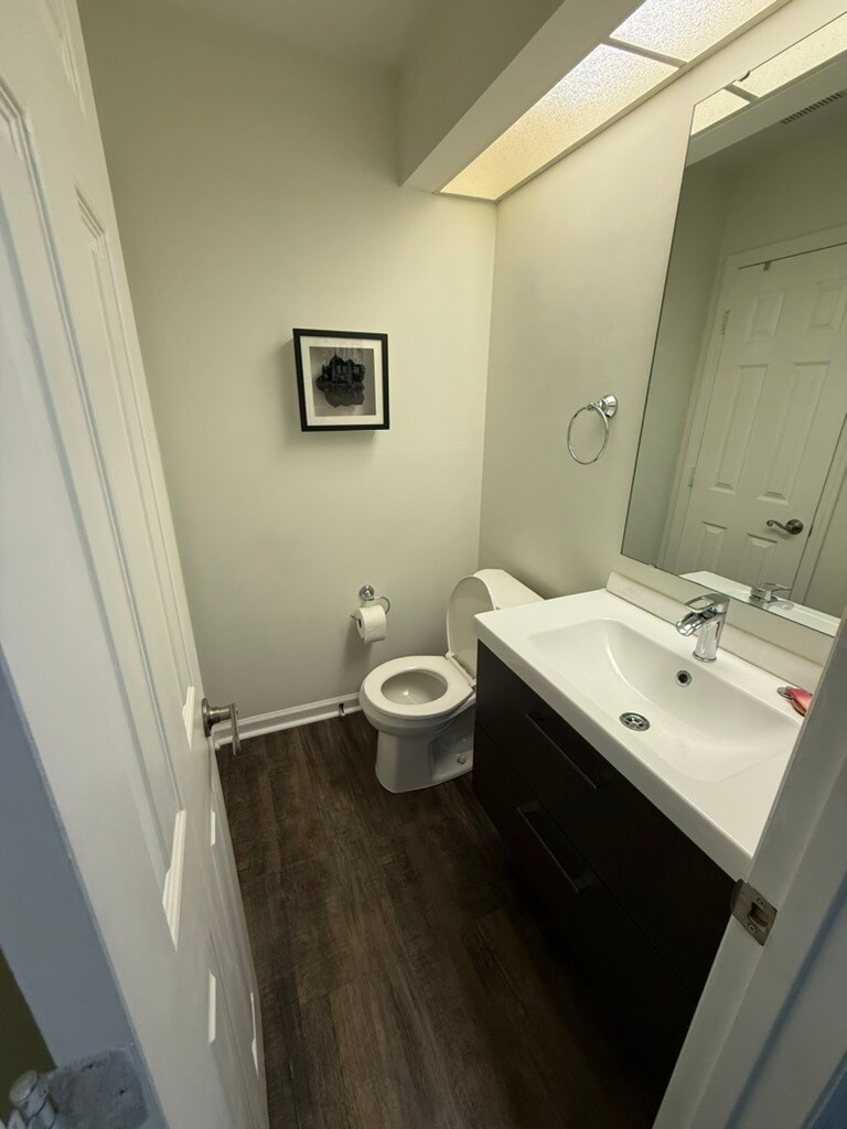 Building Photo - 9307 Kings Falls Dr