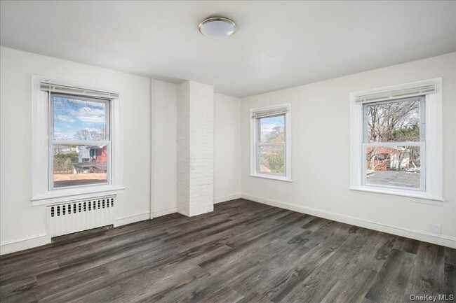 Building Photo - 319 Union Ave