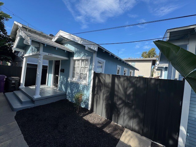 Building Photo - 485 Gaviota Ave