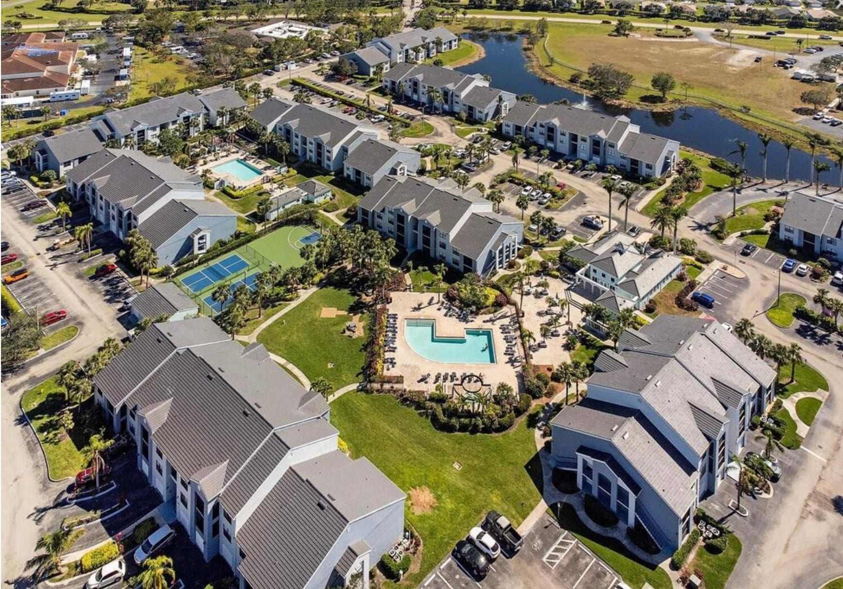 End Unit Next to Pool - 13631 Eagle Ridge Dr