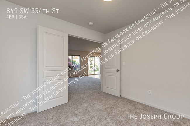 Building Photo - 849 SW 354th St