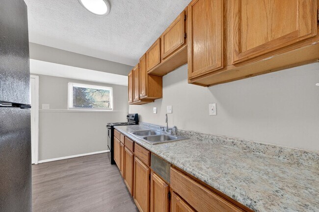 Building Photo - For Rent – 3 Bedroom Home | Section 8 Welcome