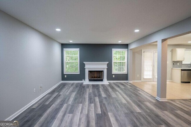 Building Photo - 3243 Newtons Crest Cir