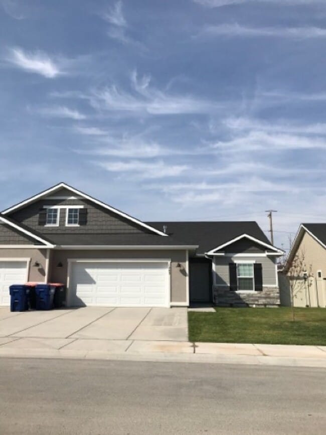 Building Photo - 1243 Langford Way