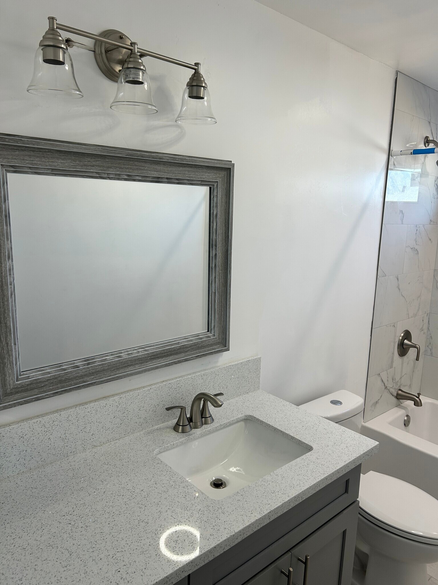 Building Photo - 7059 Stanford Ave